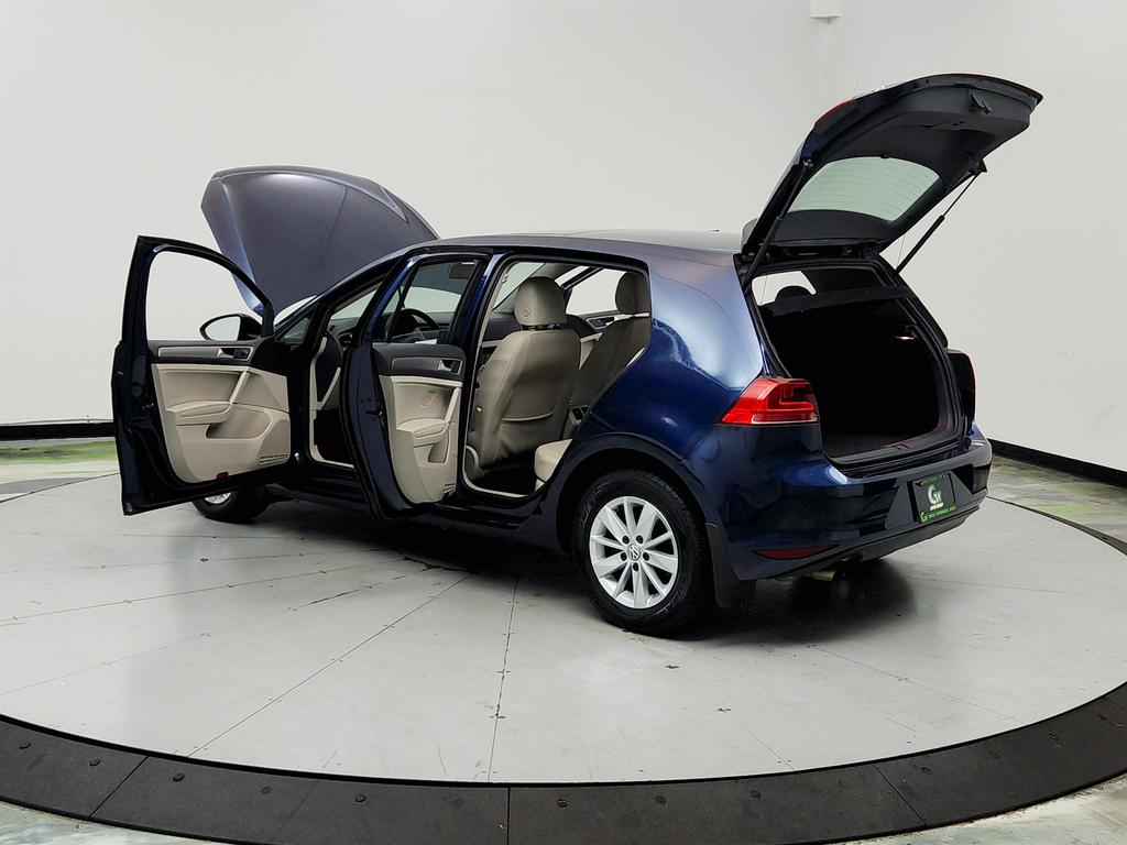 2015 Volkswagen Golf - $5,250
