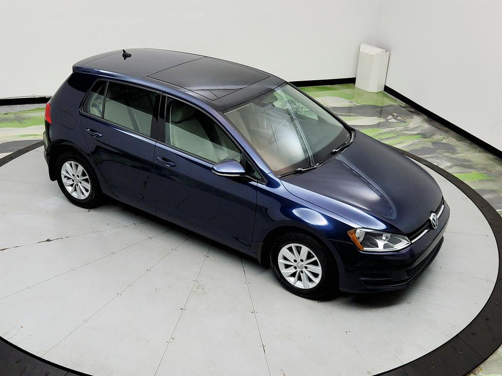 2015 Volkswagen Golf - $5,250