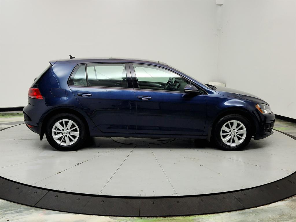 2015 Volkswagen Golf - $5,250