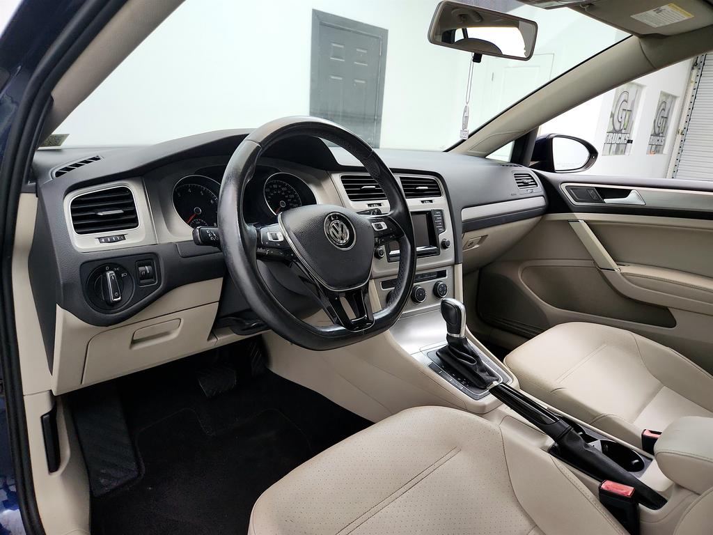 2015 Volkswagen Golf - $5,250