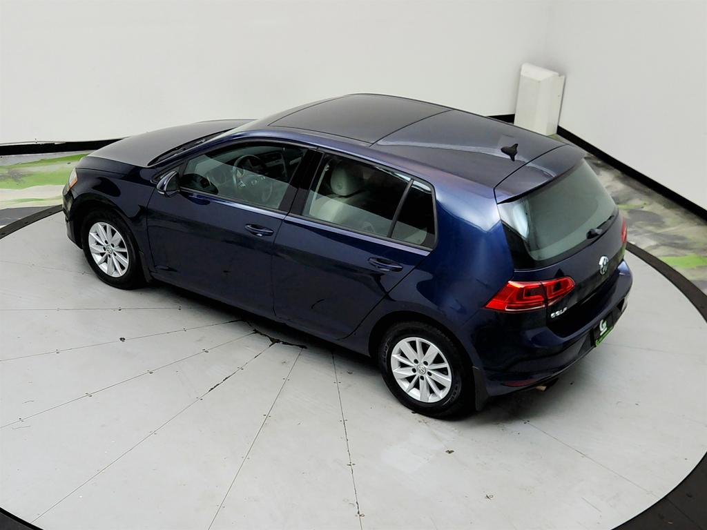 2015 Volkswagen Golf - $5,250