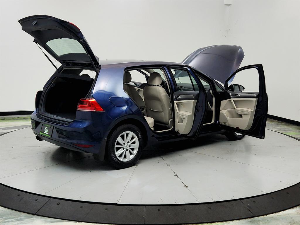 2015 Volkswagen Golf - $5,250