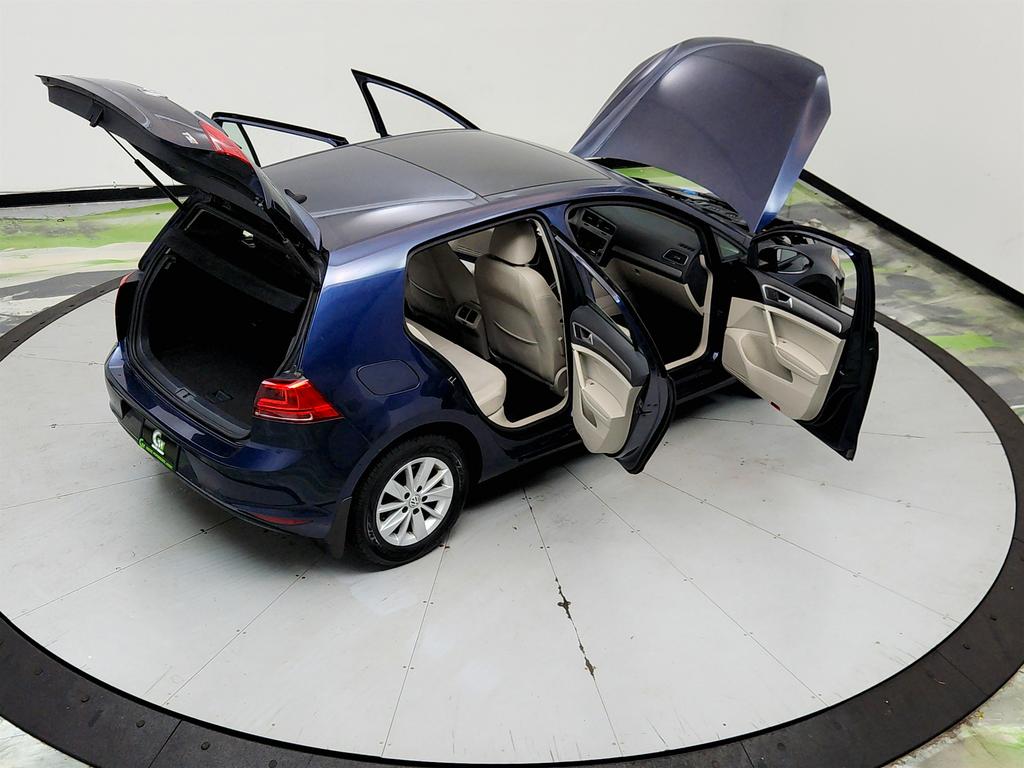 2015 Volkswagen Golf - $5,250