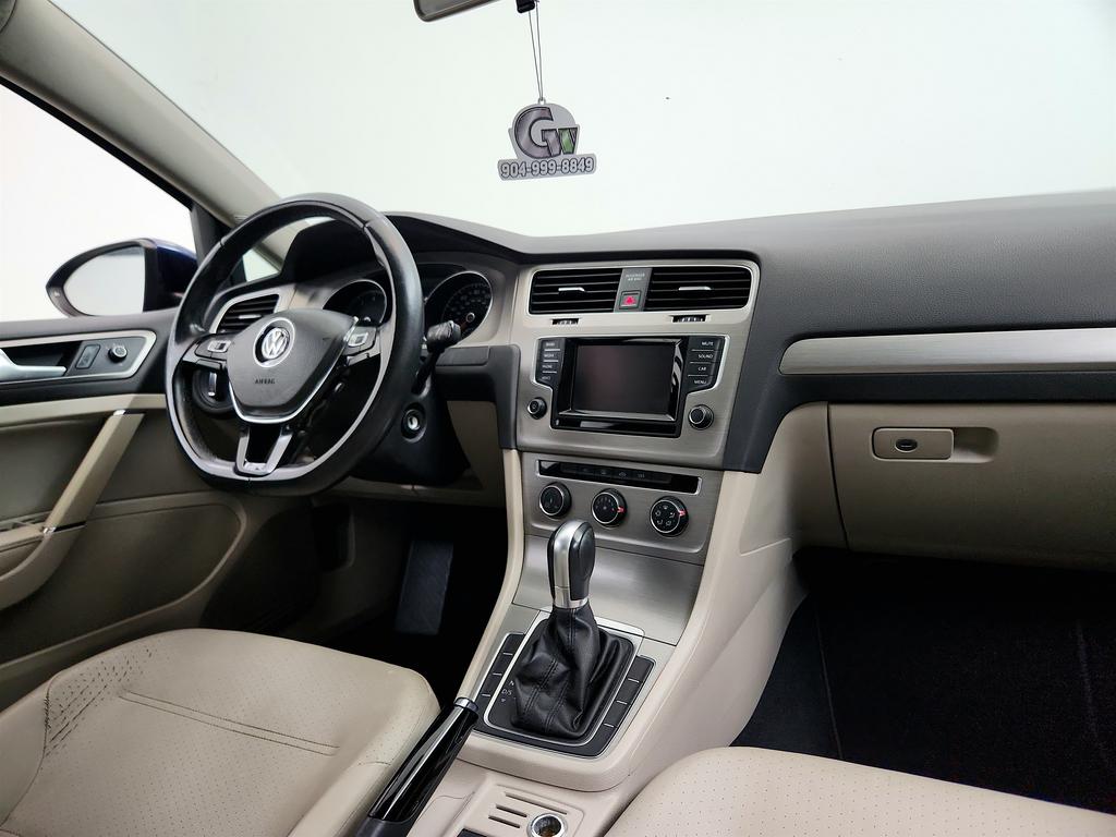 2015 Volkswagen Golf - $5,250