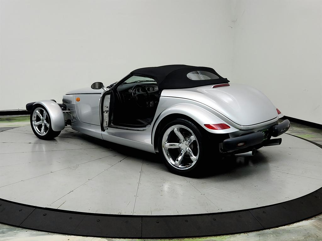 2001 Chrysler Prowler - $26,945