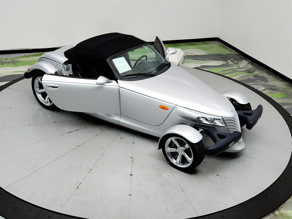 2001 Chrysler Prowler - $26,945