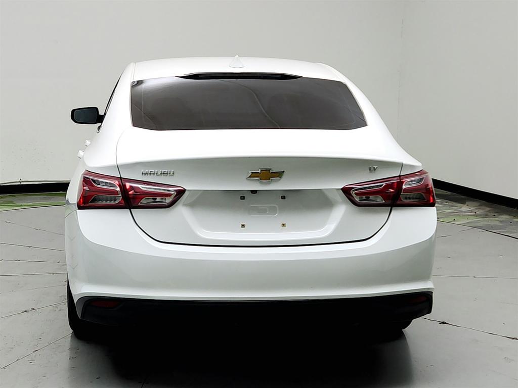 2020 Chevrolet Malibu - $11,950