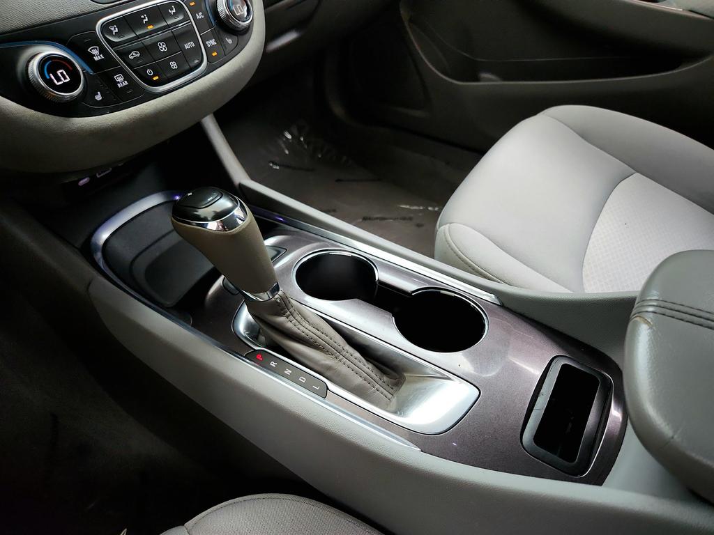 2020 Chevrolet Malibu - $11,950