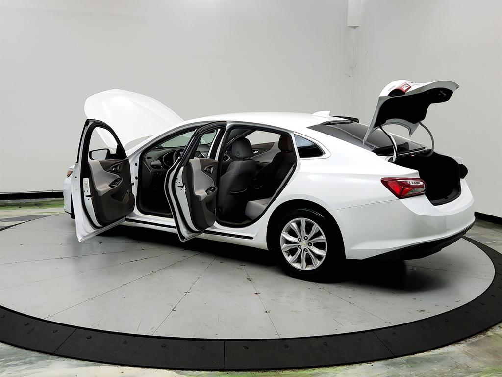 2020 Chevrolet Malibu - $11,950