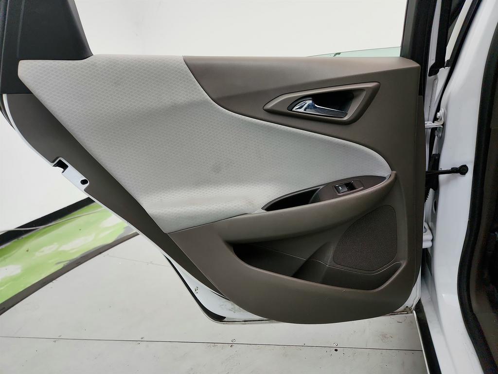 2020 Chevrolet Malibu - $11,950