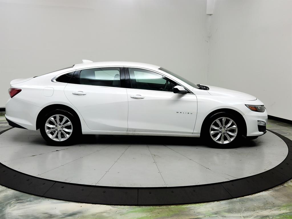 2020 Chevrolet Malibu - $11,950