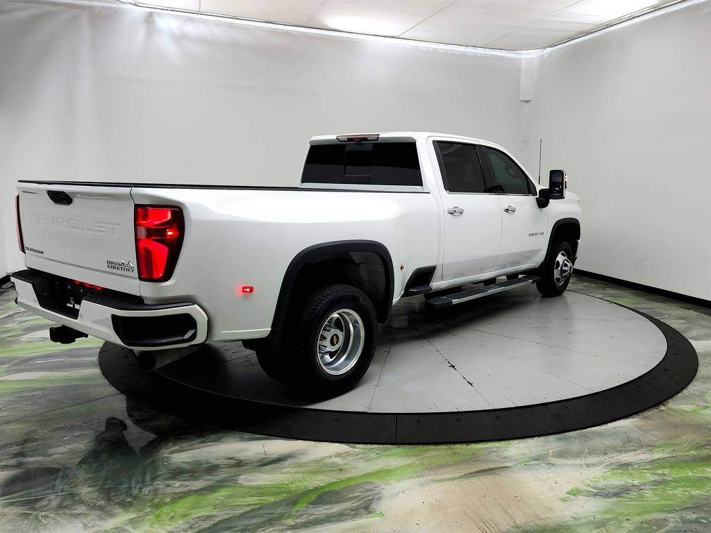 2021 Chevrolet Silverado - $43,595