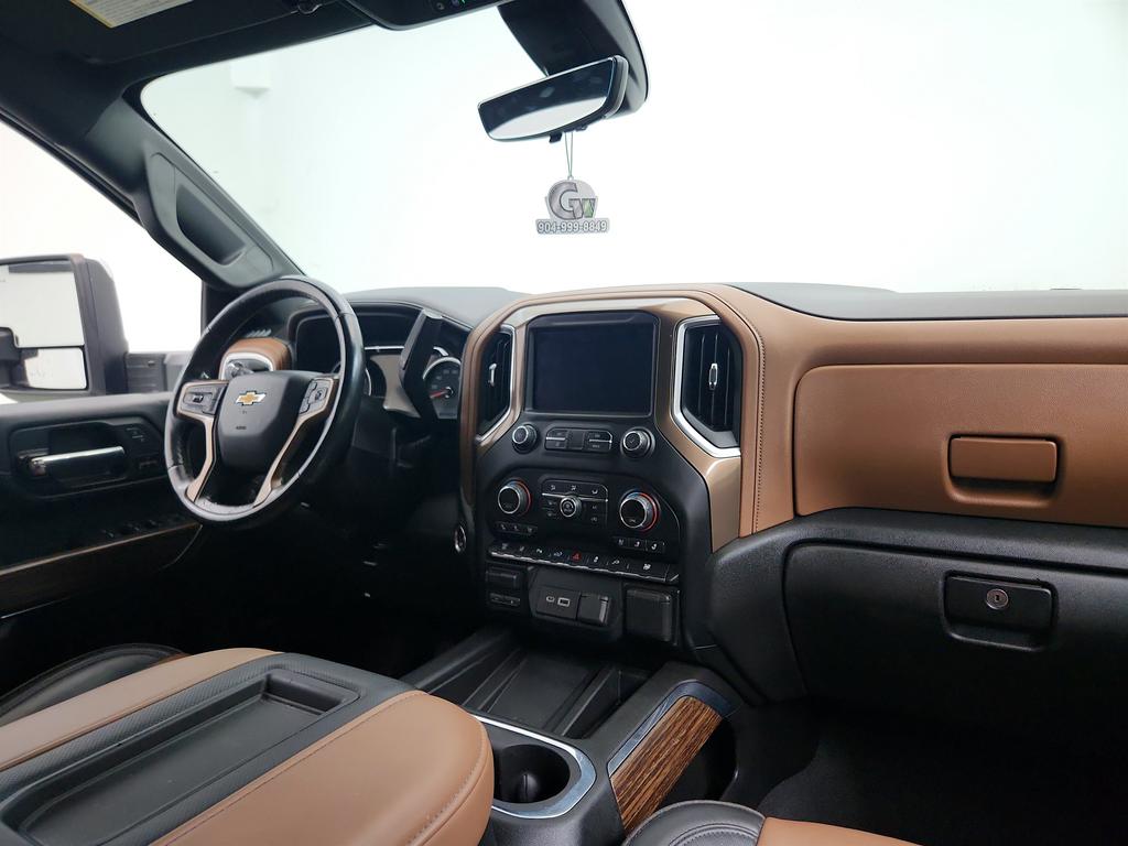 2021 Chevrolet Silverado - $43,595