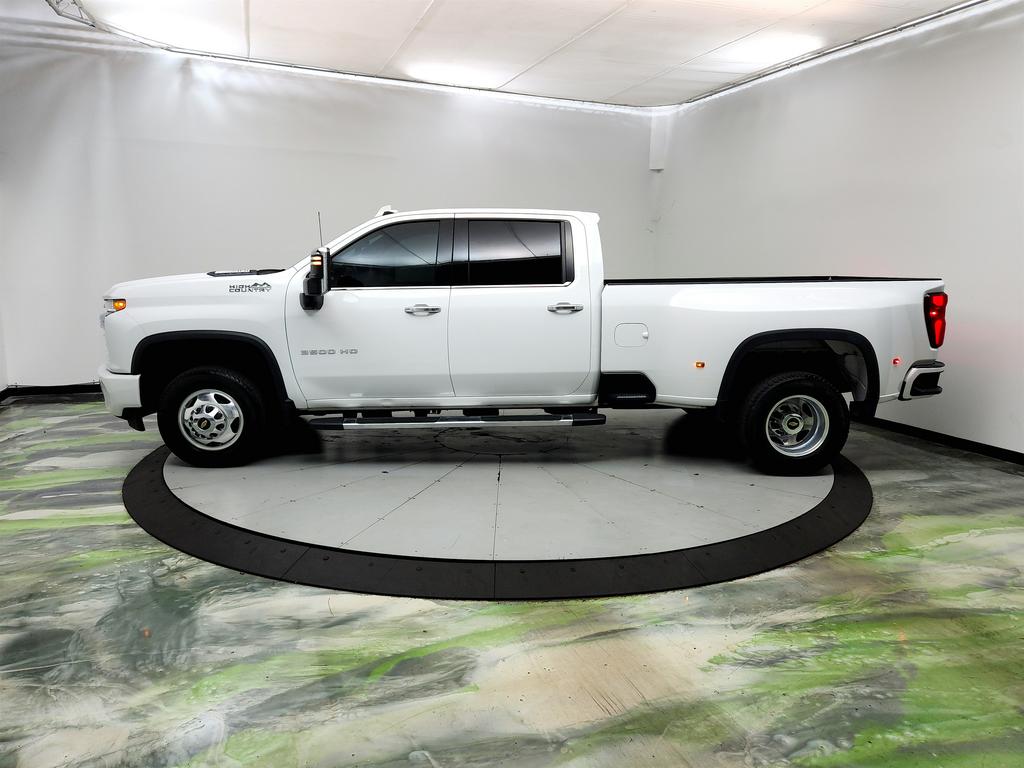2021 Chevrolet Silverado - $43,595