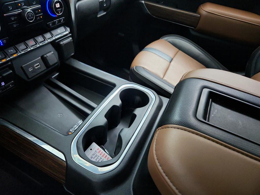 2021 Chevrolet Silverado - $43,595