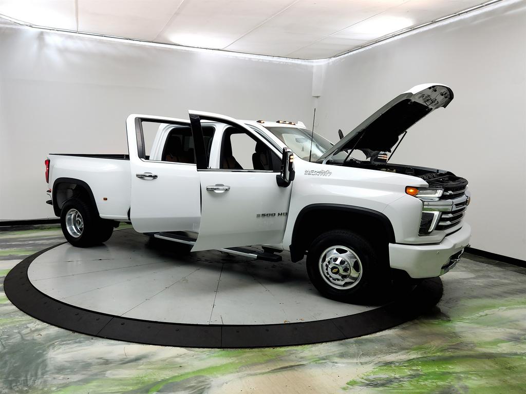 2021 Chevrolet Silverado - $43,595