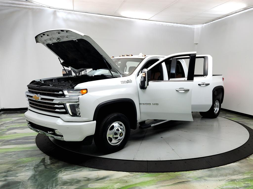 2021 Chevrolet Silverado - $43,595