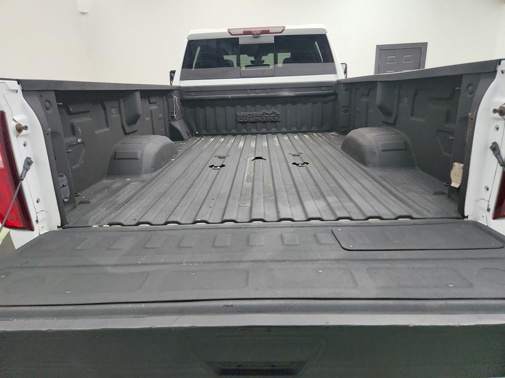2021 Chevrolet Silverado - $43,595
