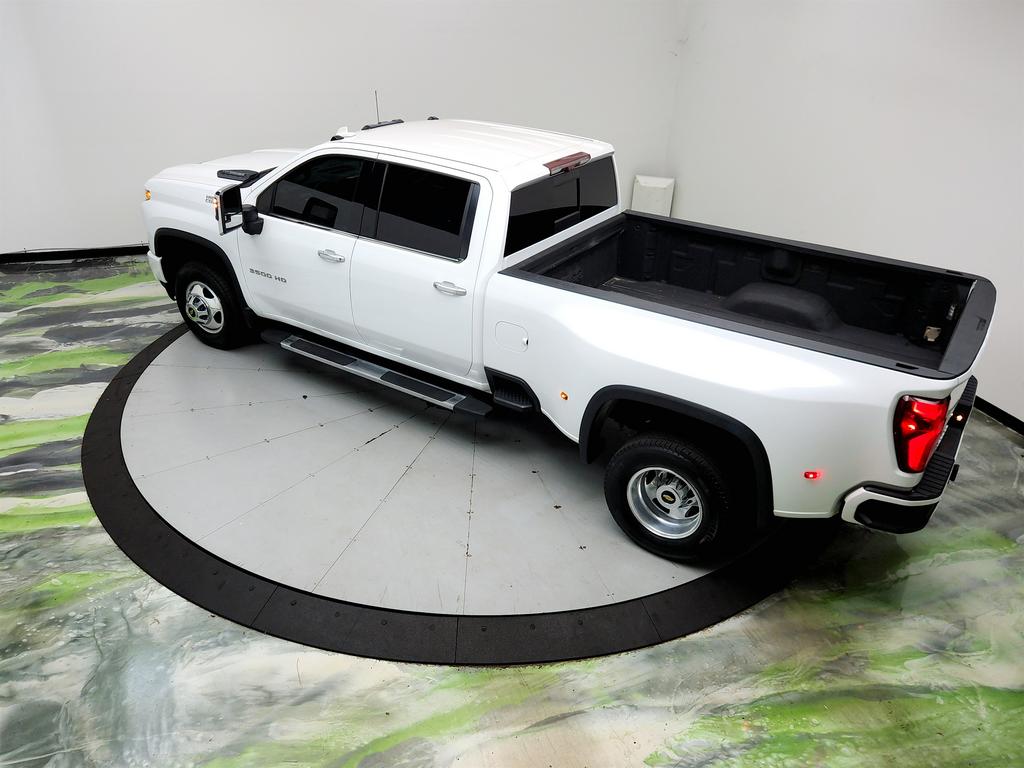 2021 Chevrolet Silverado - $43,595