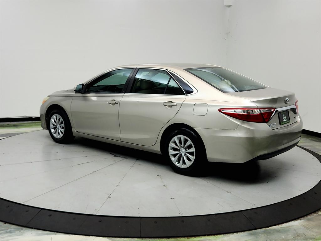 2017 Toyota Camry - $12,650