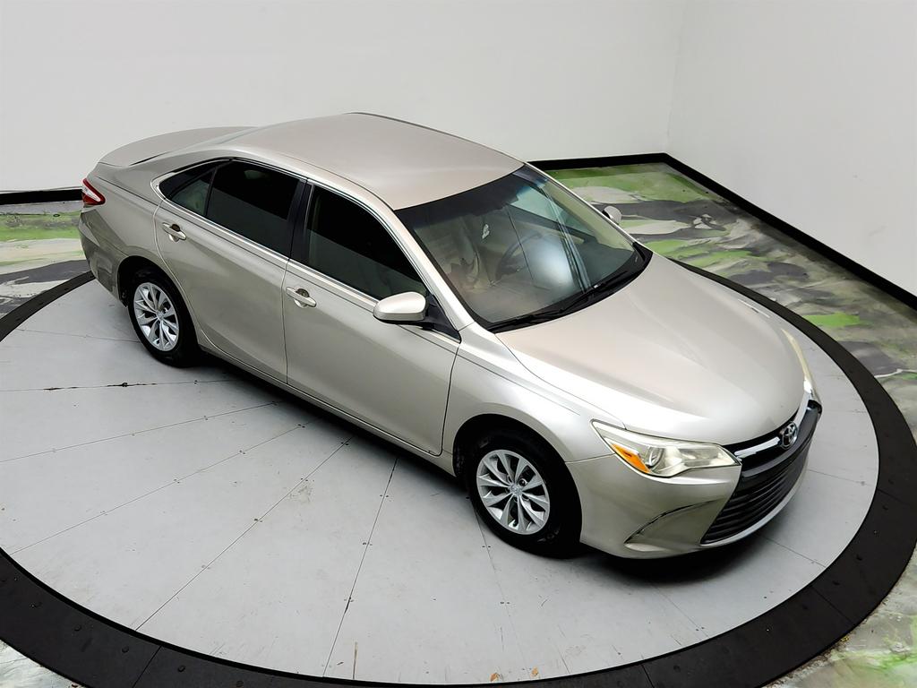 2017 Toyota Camry - $12,650