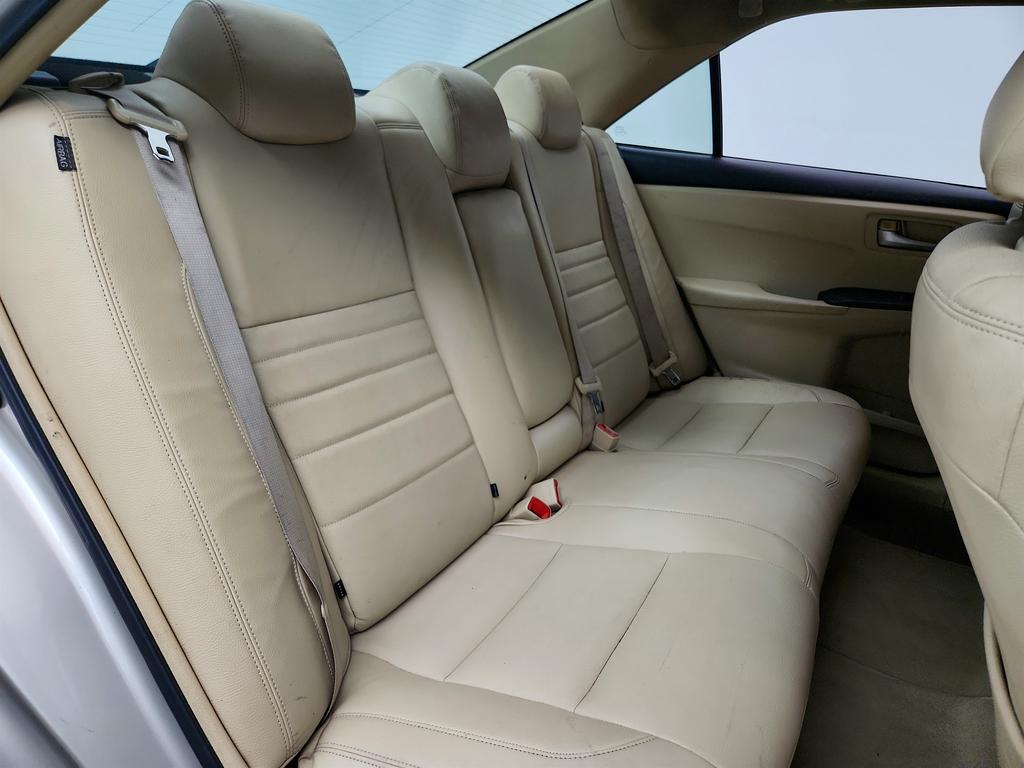 2017 Toyota Camry - $12,650