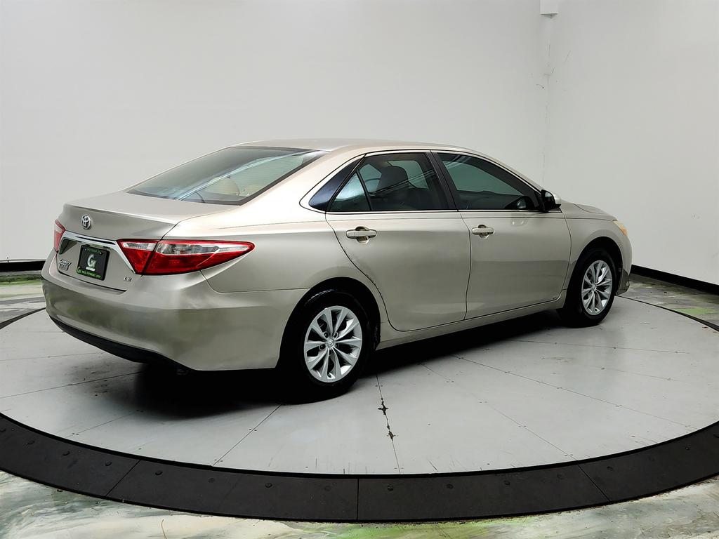 2017 Toyota Camry - $12,650