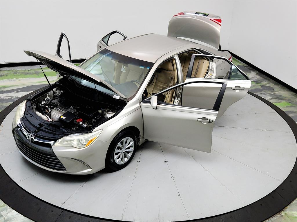 2017 Toyota Camry - $12,650