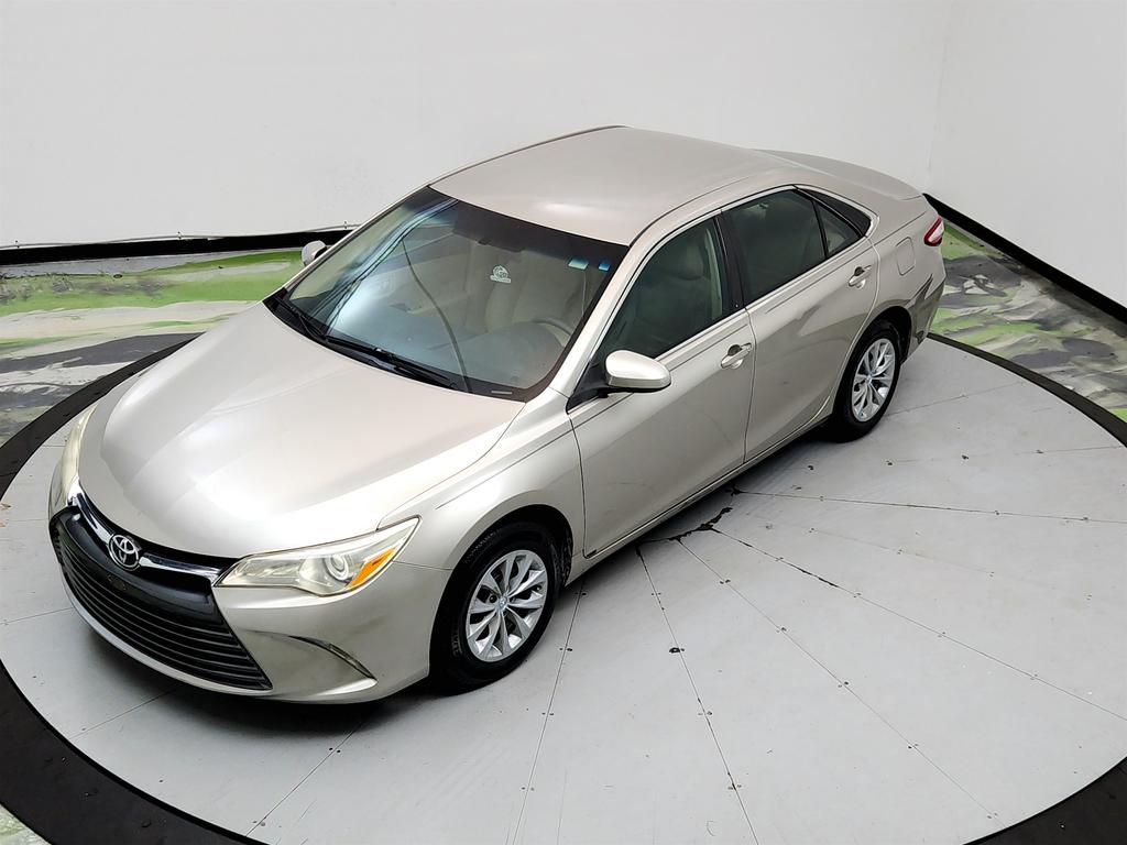 2017 Toyota Camry - $12,650