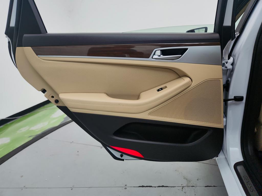 2018 Genesis G80 - $16,945