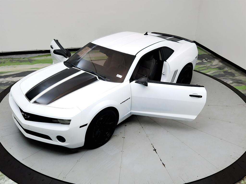 2012 Chevrolet Camaro - $8,945