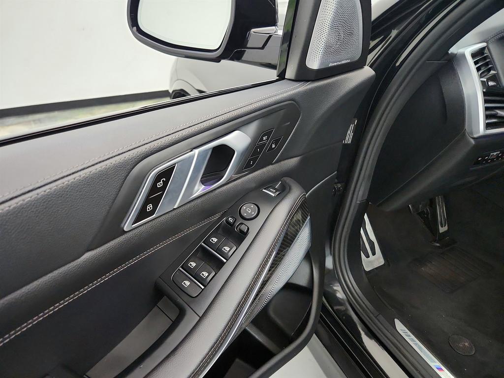 2021 BMW X5 - $31,650