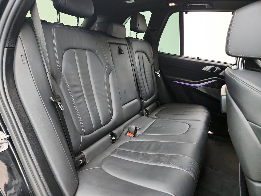 2021 BMW X5 - $31,650