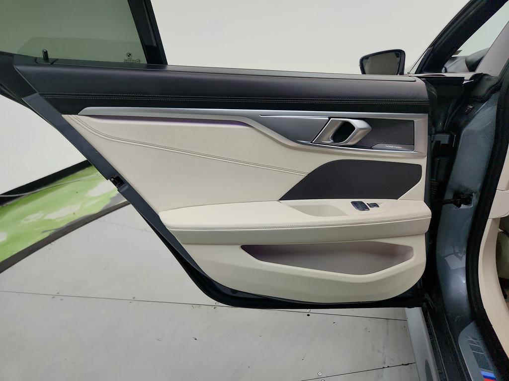 2022 BMW 840i - $37,950