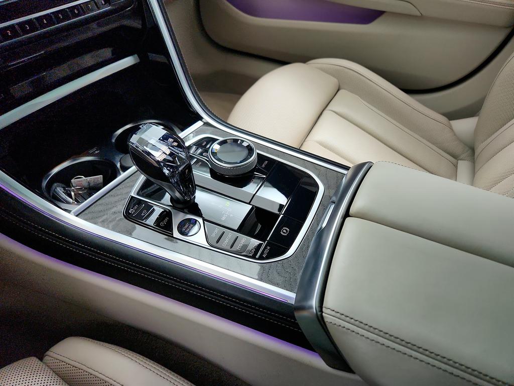 2022 BMW 840i - $37,950