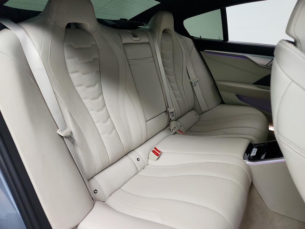 2022 BMW 840i - $37,950