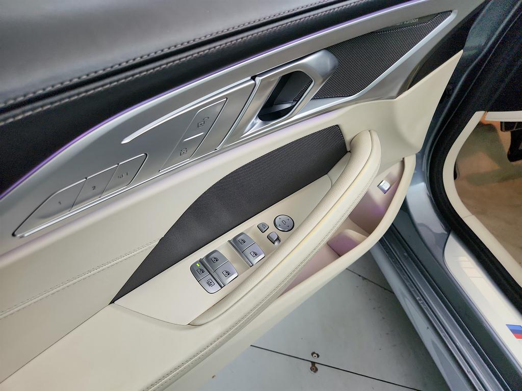 2022 BMW 840i - $37,950