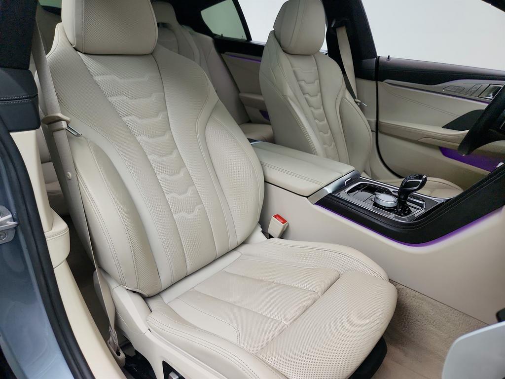2022 BMW 840i - $37,950