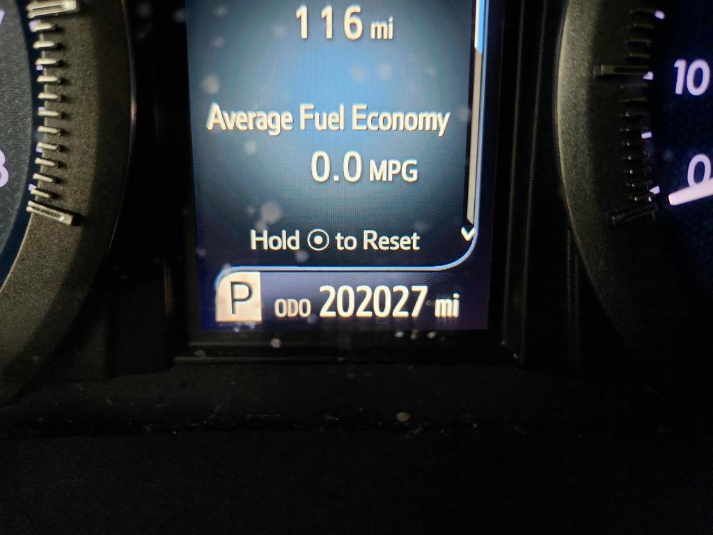 2015 Toyota Sienna - $9,695
