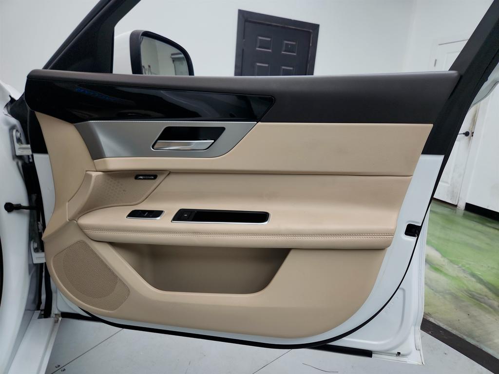 2020 Jaguar XF - $17,650
