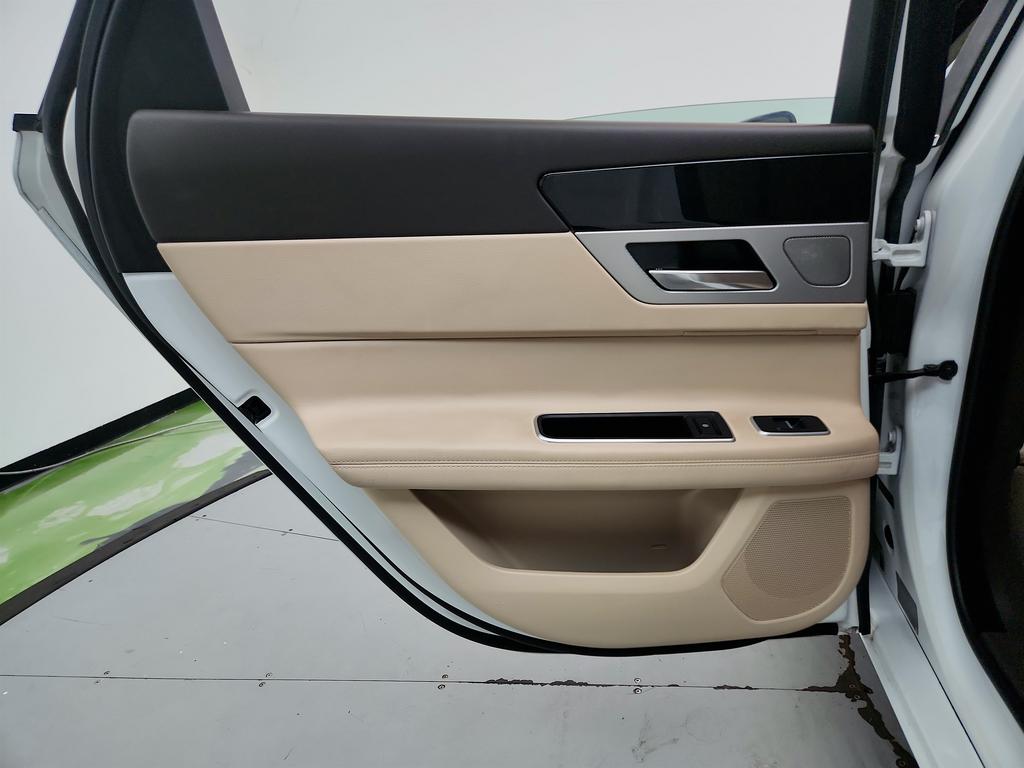 2020 Jaguar XF - $17,650