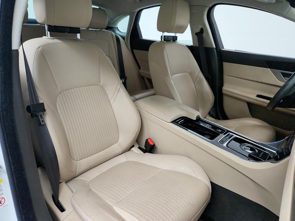 2020 Jaguar XF - $17,650