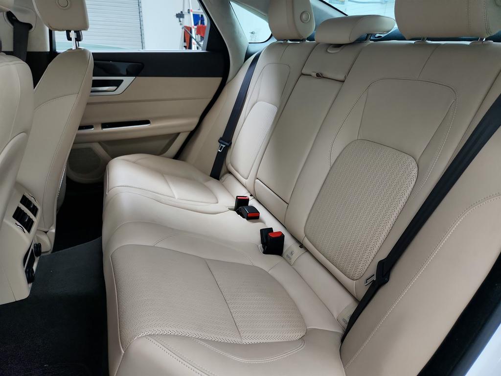 2020 Jaguar XF - $17,650