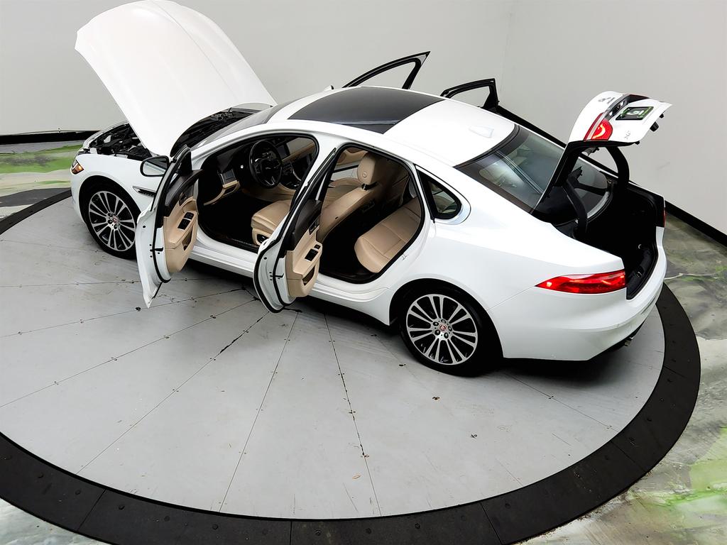 2020 Jaguar XF - $17,650