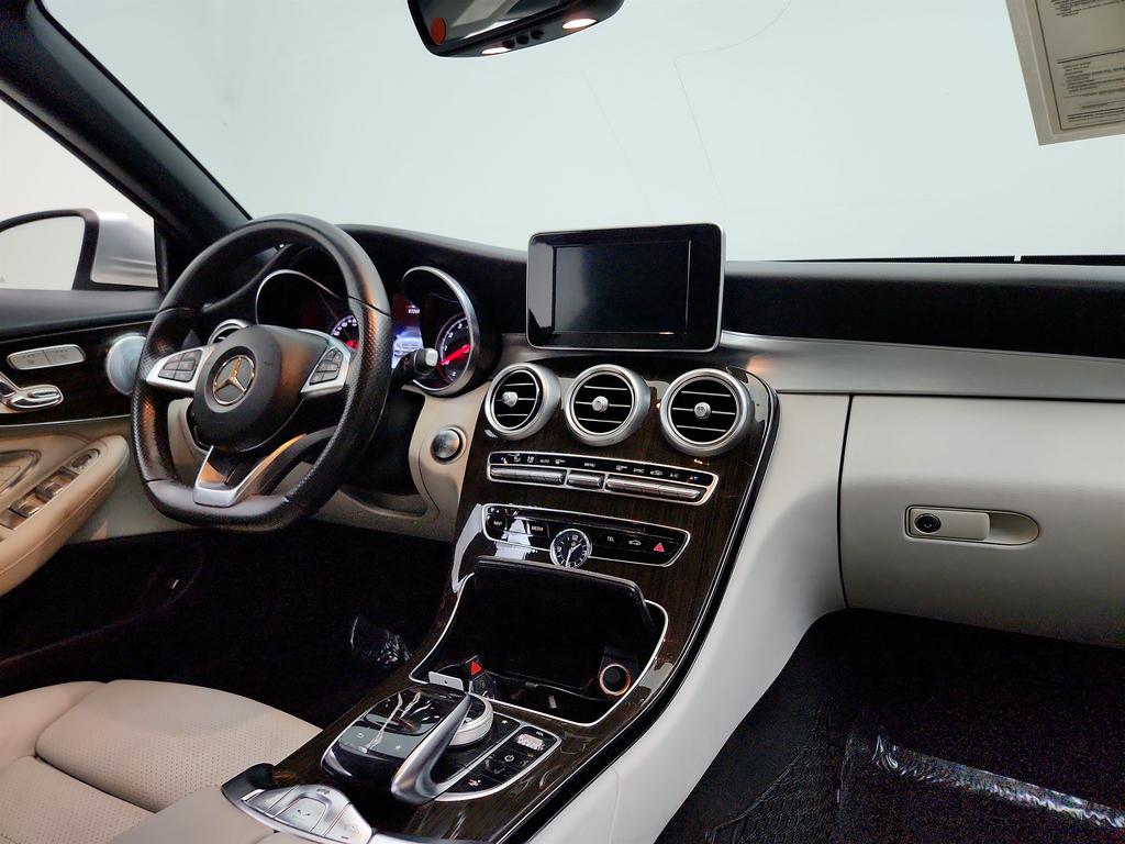 2018 Mercedes-Benz C-Class - $17,495