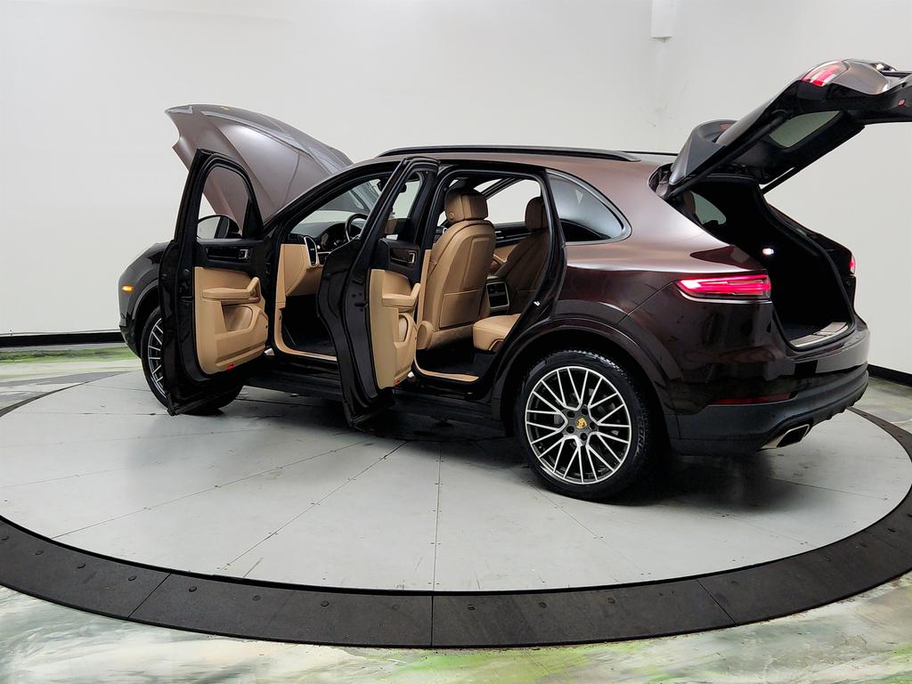 2020 Porsche Cayenne - $35,650