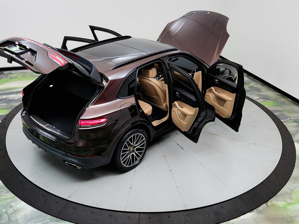 2020 Porsche Cayenne - $35,650