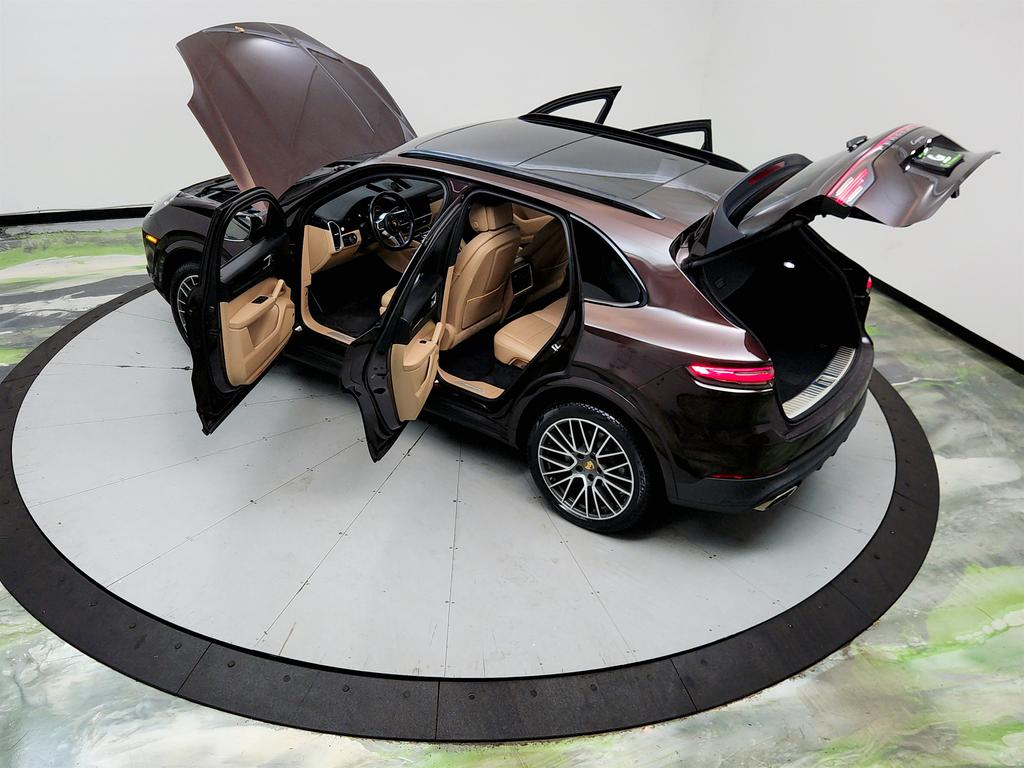 2020 Porsche Cayenne - $35,650