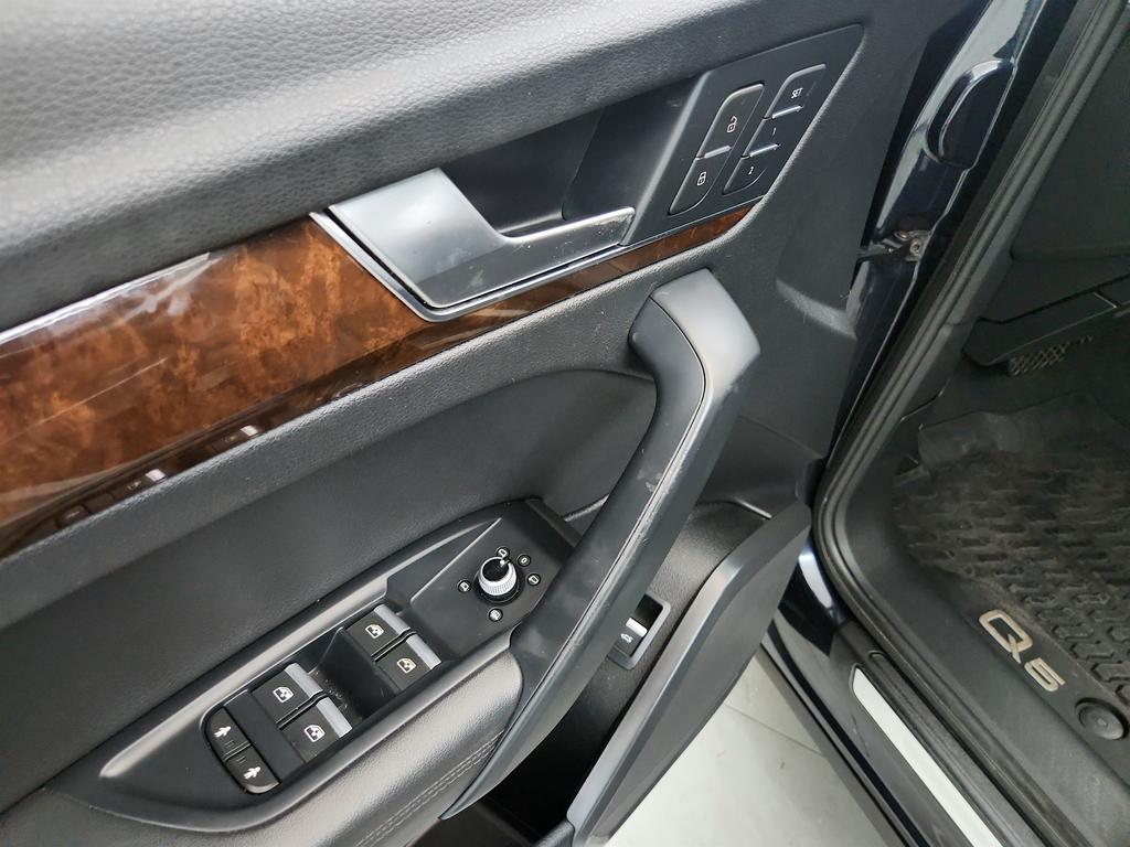 2020 Audi Q5 - $14,345