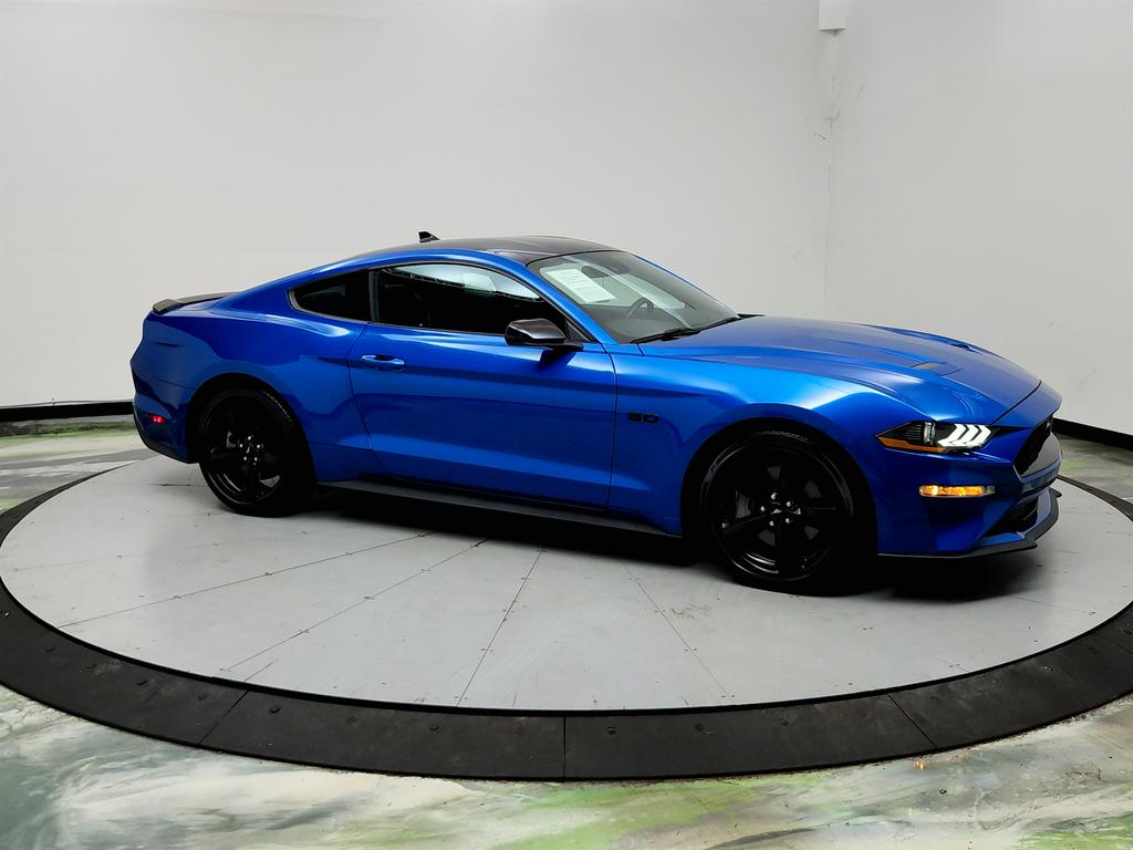 2021 Ford Mustang - $32,995